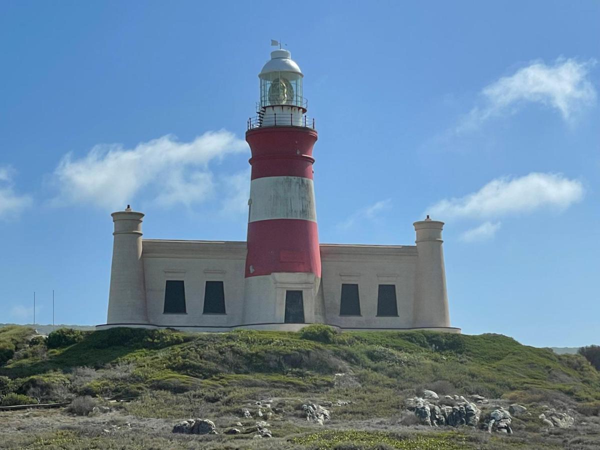Cliff Haven Hotel Struisbaai Exterior photo