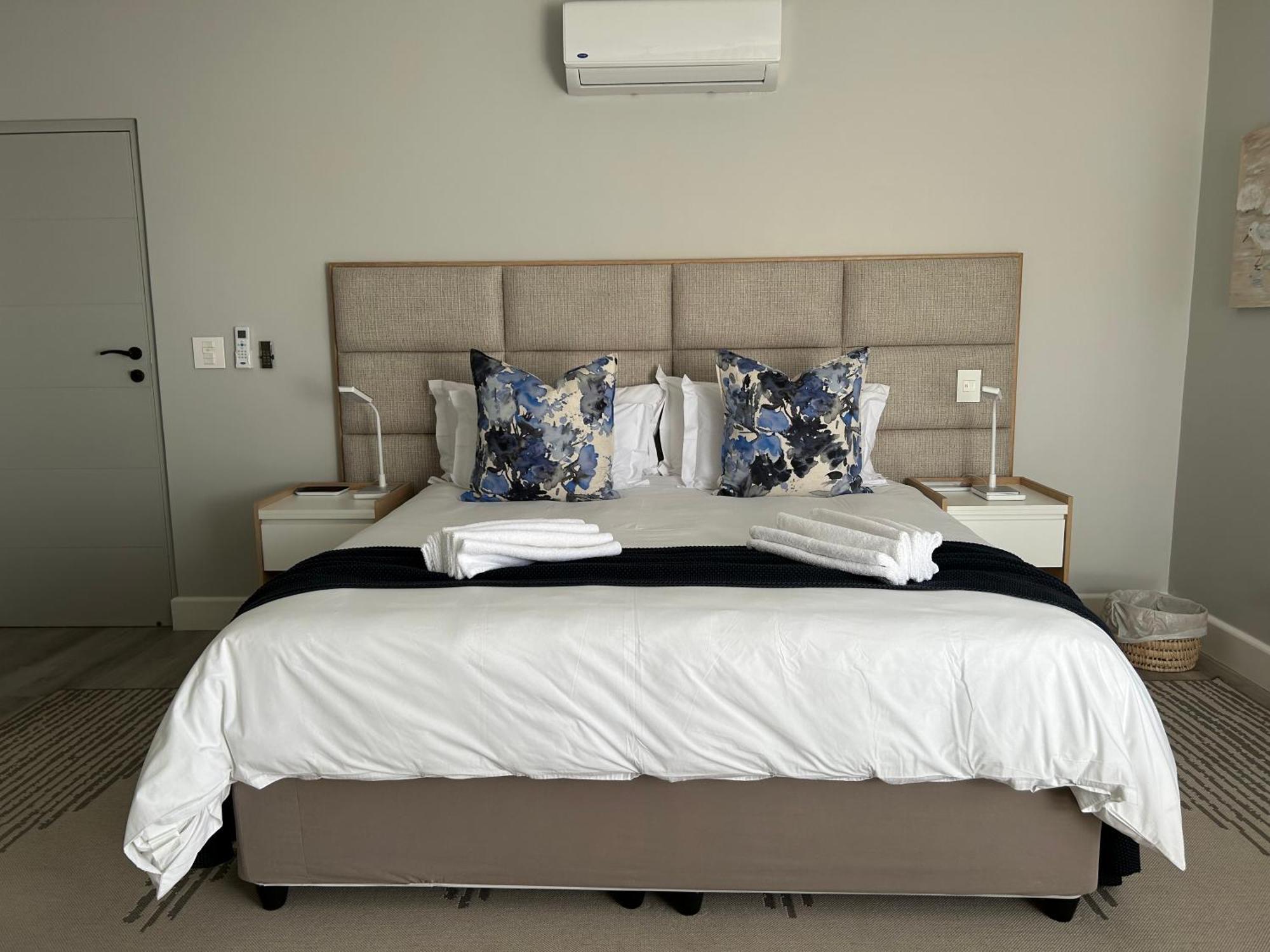 Cliff Haven Hotel Struisbaai Exterior photo