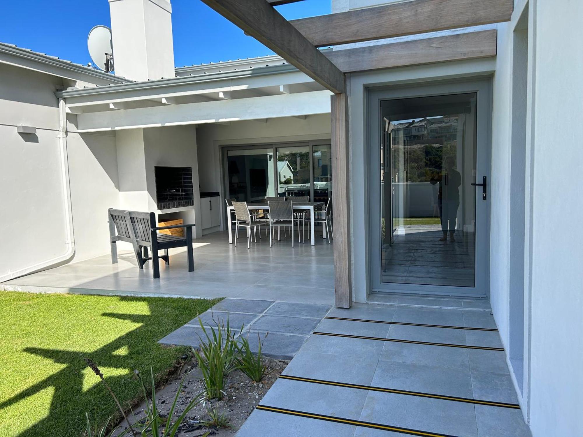Cliff Haven Hotel Struisbaai Exterior photo